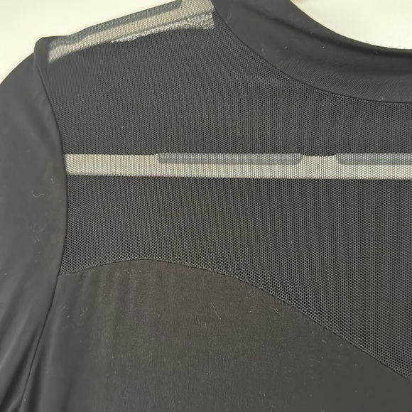 Long sleeve top with mesh - Picture 2 of 2